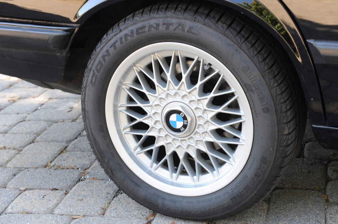 1988 BMW E28 M5 - Image 23 of 31