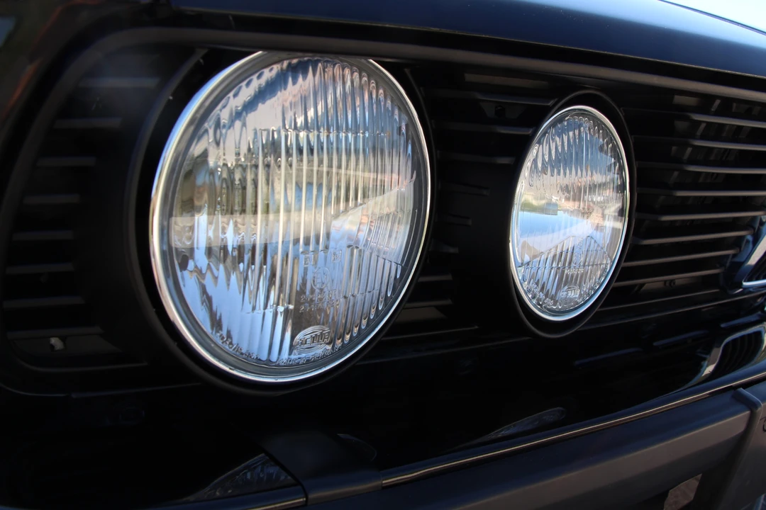 1988 BMW E28 M5 - Image 20 of 31