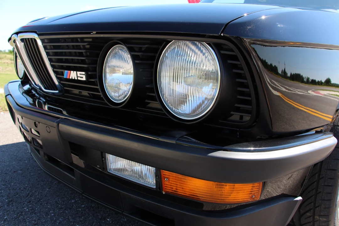 1988 BMW E28 M5 - Image 16 of 31