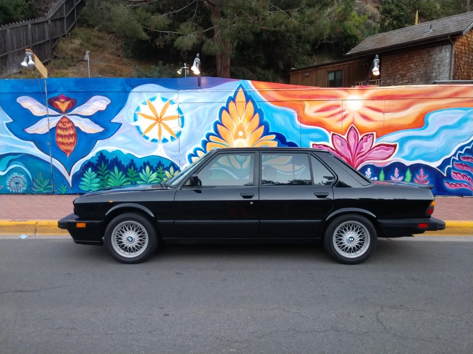 1988 BMW E28 M5 - Image 10 of 31