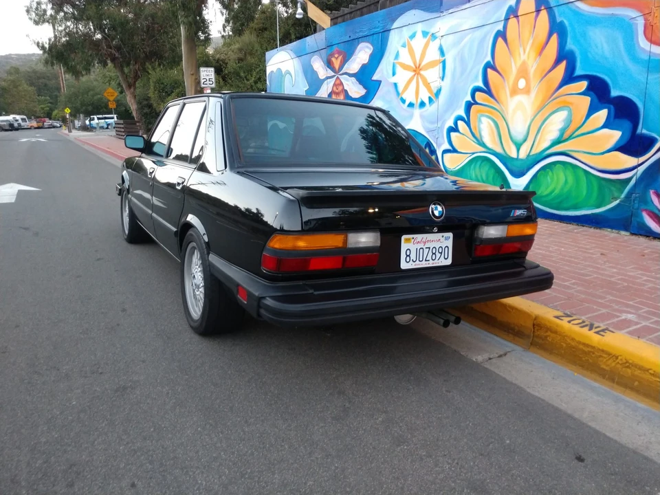 1988 BMW E28 M5 - Image 15 of 31