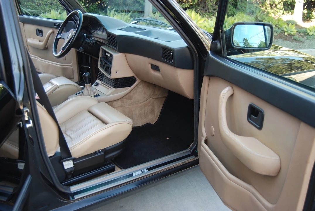 1988 BMW E28 M5 - Image 24 of 31