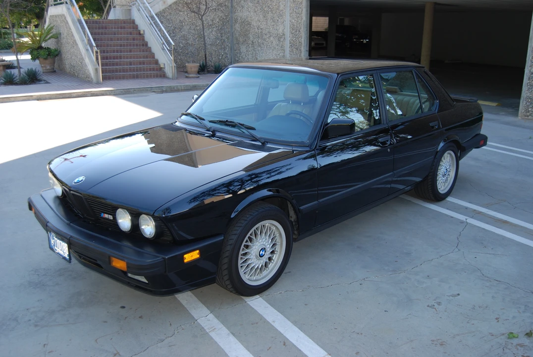 1988 BMW E28 M5 - Image 2 of 31