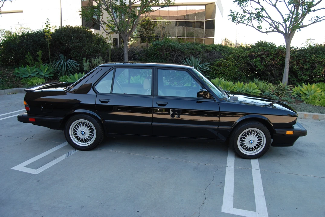 1988 BMW E28 M5 - Image 7 of 31