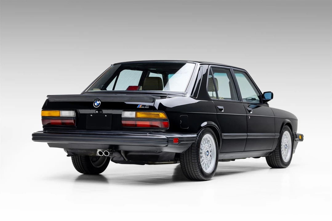 1988 BMW E28 M5 - Image 14 of 31