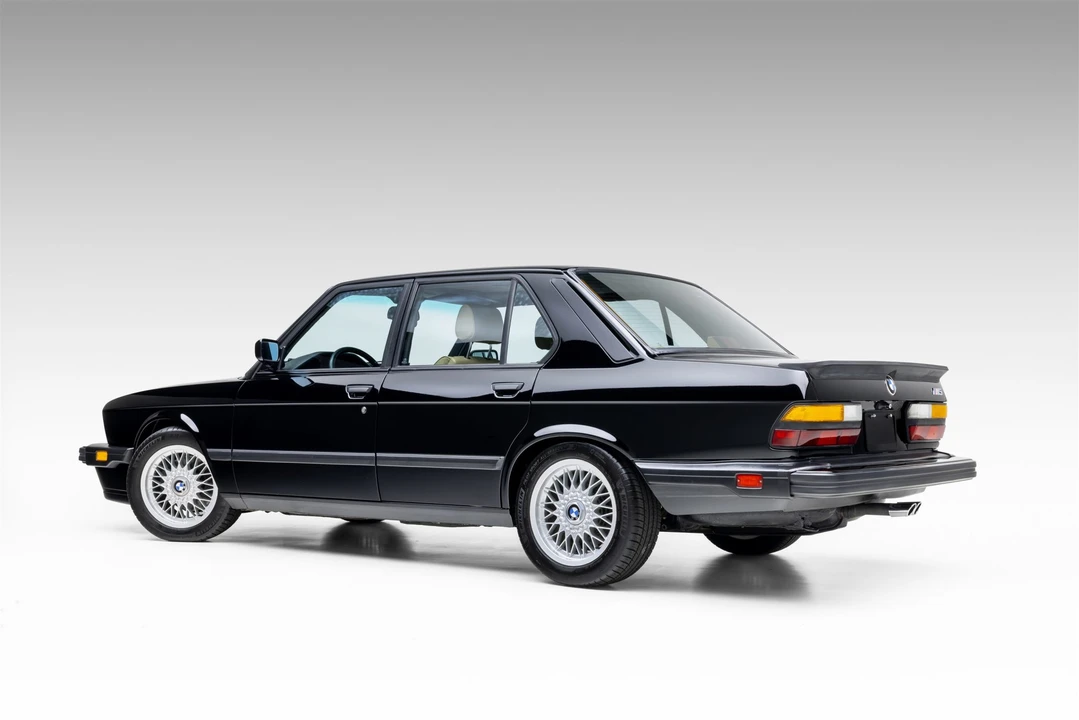 1988 BMW E28 M5 - Image 19 of 31
