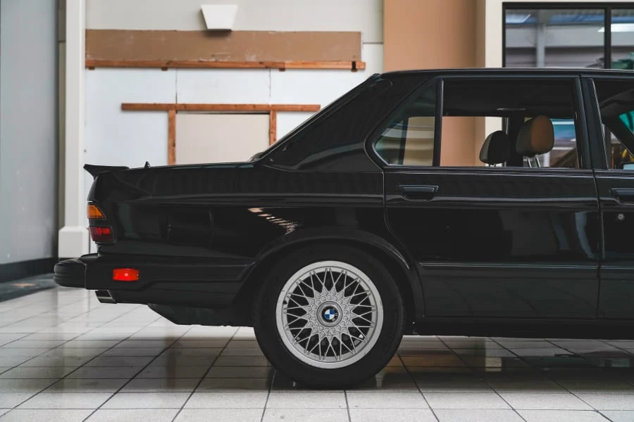 1988 BMW E28 M5 - Image 9 of 31