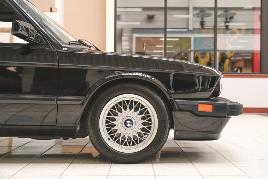 1988 BMW E28 M5 - Image 15 of 31