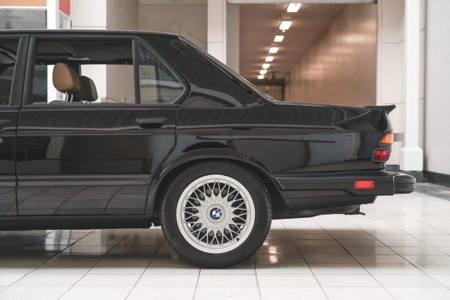 1988 BMW E28 M5 - Image 10 of 31