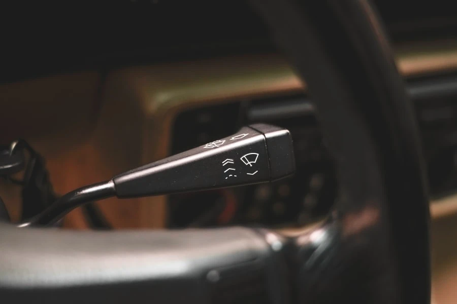 1988 BMW E28 M5 - Image 20 of 31