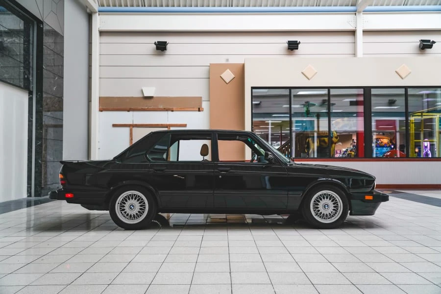1988 BMW E28 M5 - Image 2 of 31