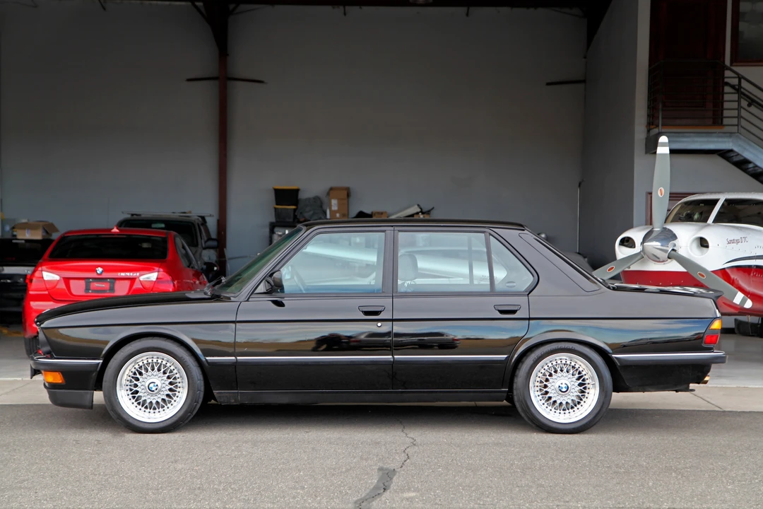 1988 BMW E28 M5 - Image 8 of 31