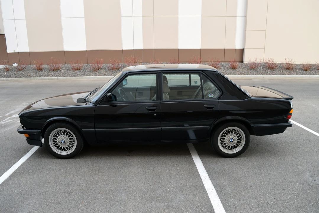 1988 BMW E28 M5 - Image 15 of 31
