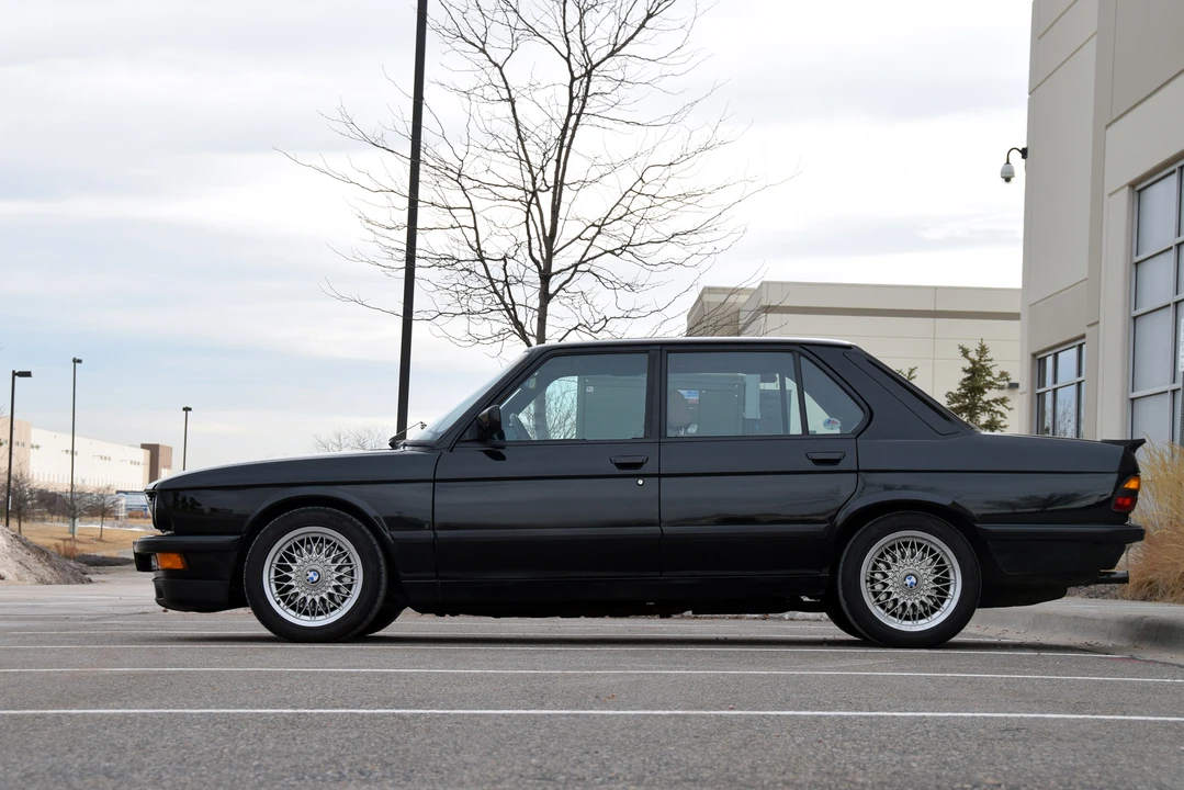 1988 BMW E28 M5 - Image 14 of 31