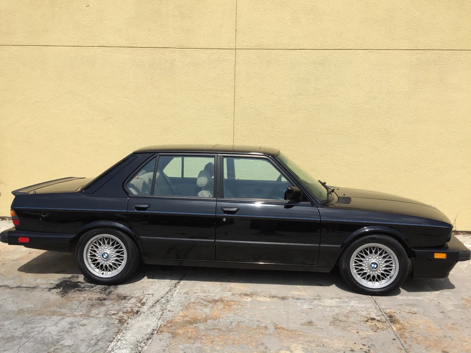 1988 BMW E28 M5 - Image 8 of 31
