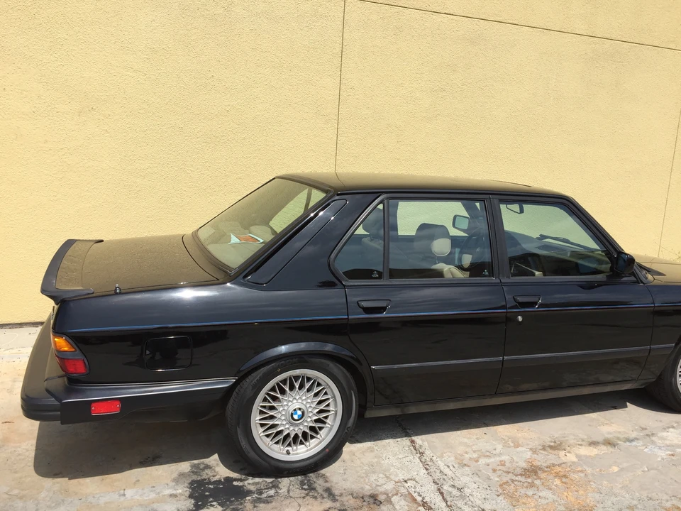 1988 BMW E28 M5 - Image 9 of 31