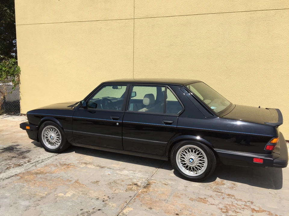 1988 BMW E28 M5 - Image 15 of 31