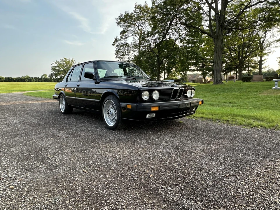 1988 BMW E28 M5 - Image 20 of 31