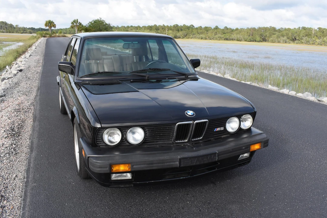 1988 BMW E28 M5 - Image 9 of 31