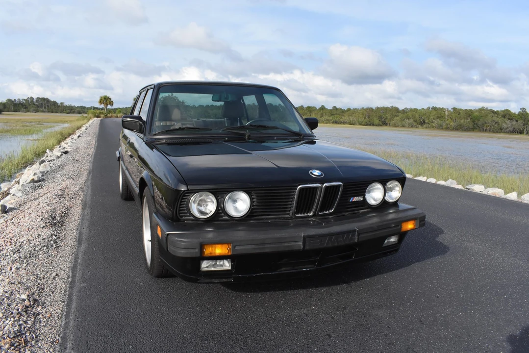 1988 BMW E28 M5 - Image 10 of 31