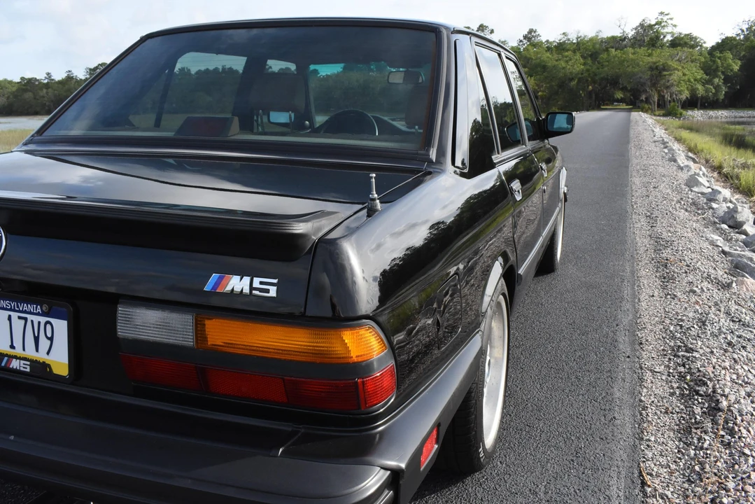 1988 BMW E28 M5 - Image 18 of 31