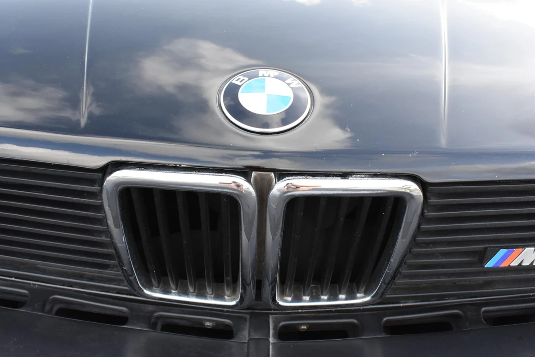 1988 BMW E28 M5 - Image 15 of 31