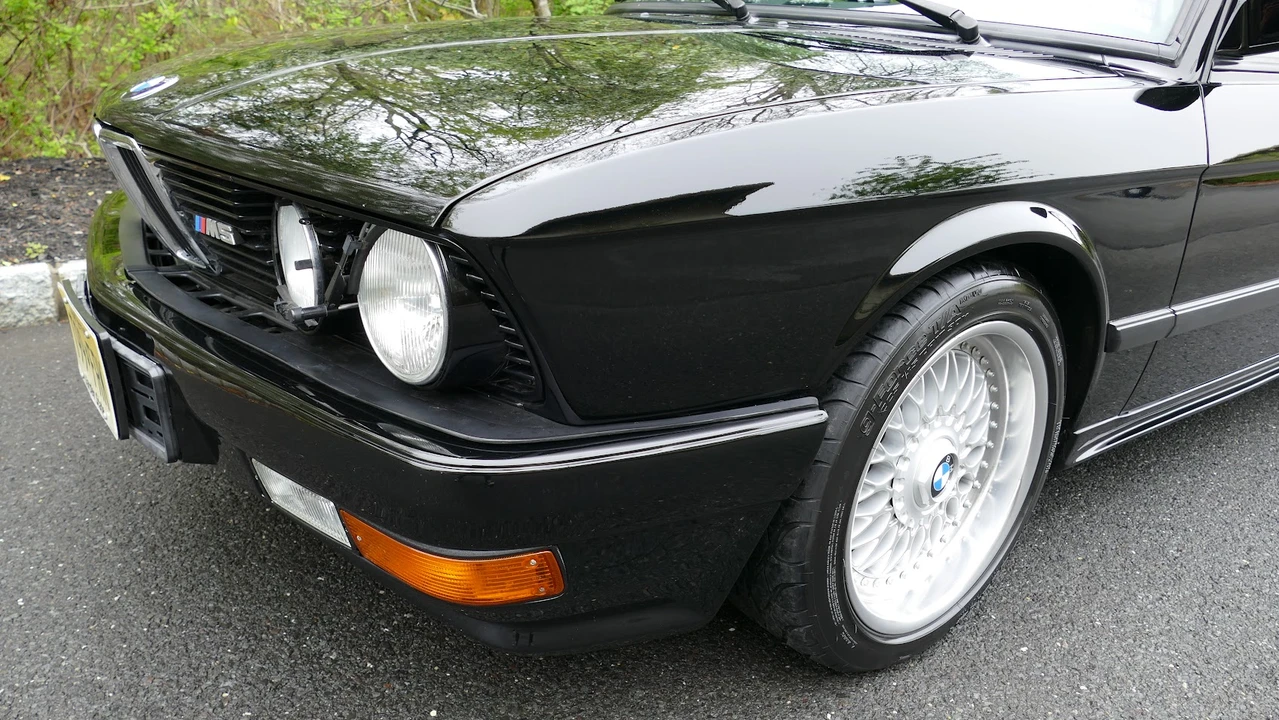 1988 BMW E28 M5 - Image 30 of 31
