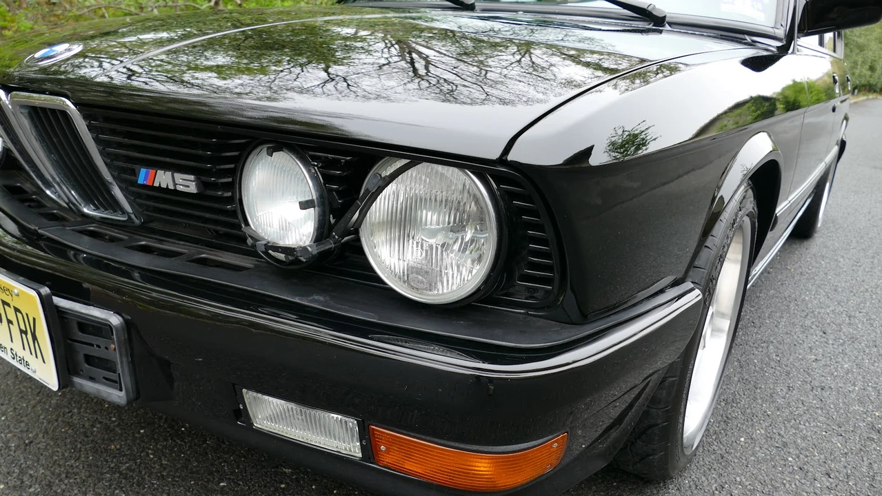 1988 BMW E28 M5 - Image 28 of 31