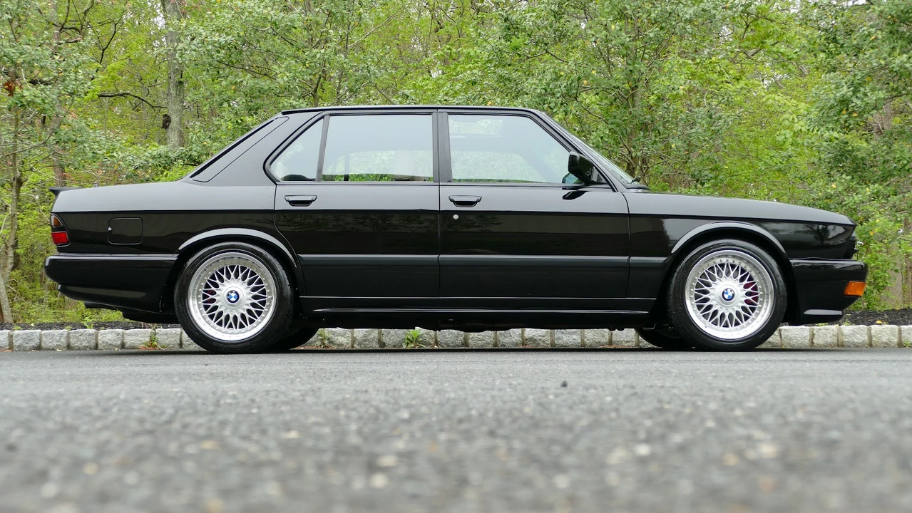 1988 BMW E28 M5 - Image 15 of 31