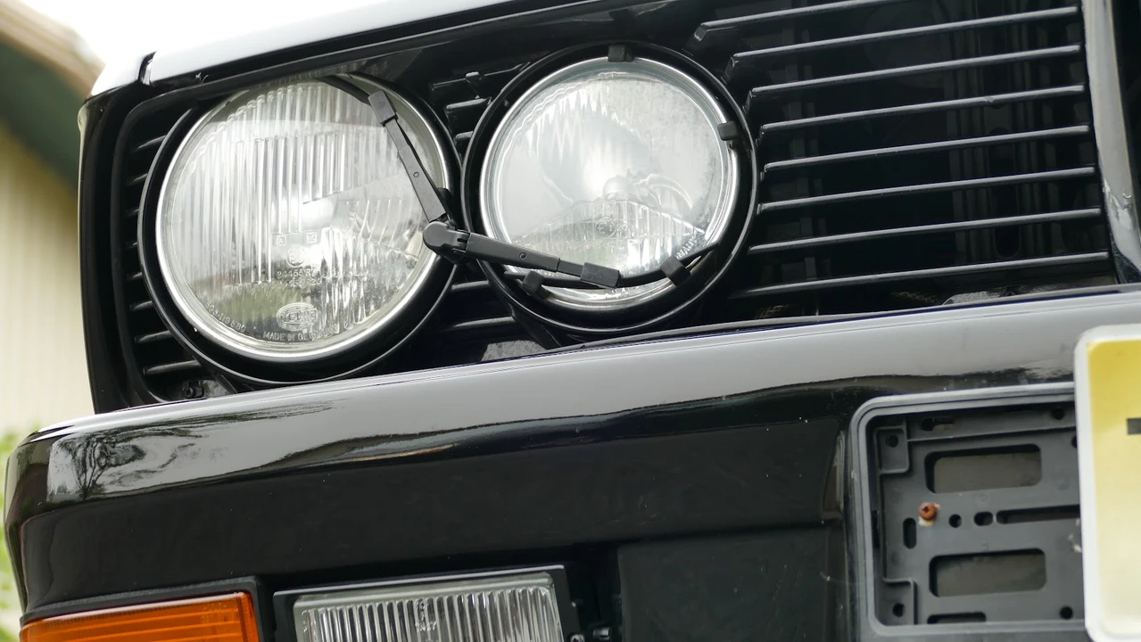 1988 BMW E28 M5 - Image 25 of 31