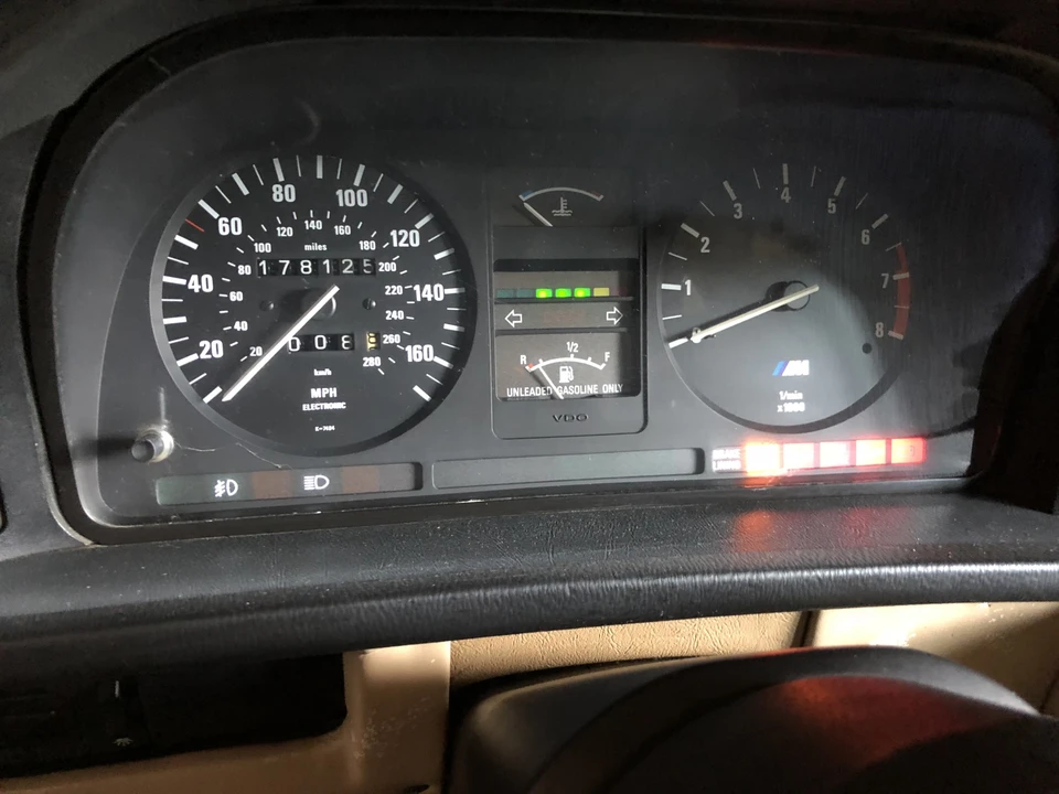 1988 BMW E28 M5 - Image 24 of 31