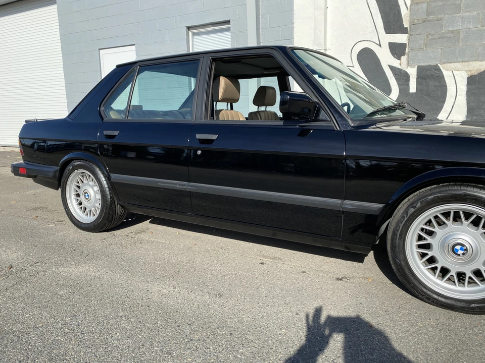 1988 BMW E28 M5 - Image 11 of 31