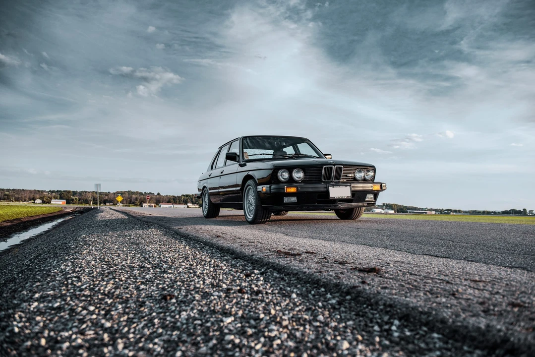 1988 BMW E28 M5 - Image 13 of 31