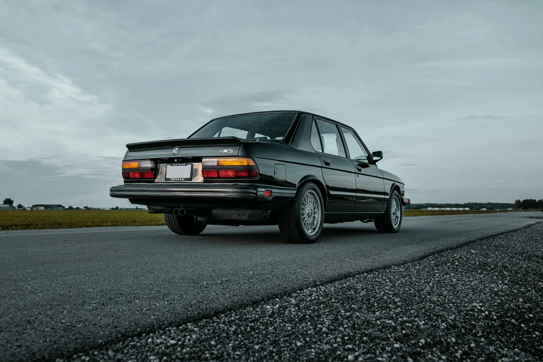 1988 BMW E28 M5 - Image 10 of 31