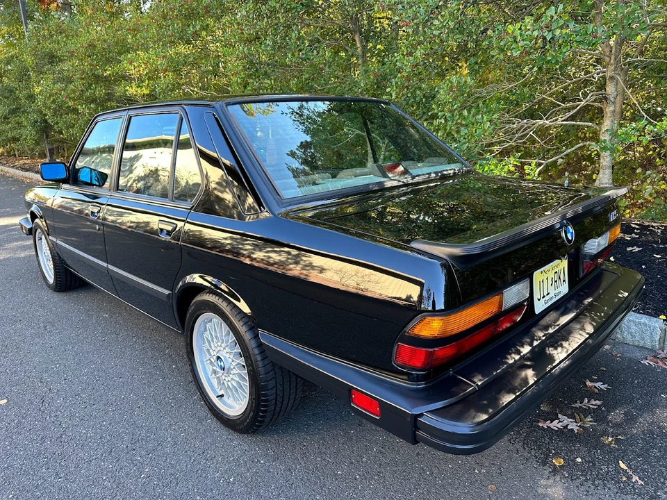 1988 BMW E28 M5 - Image 30 of 31