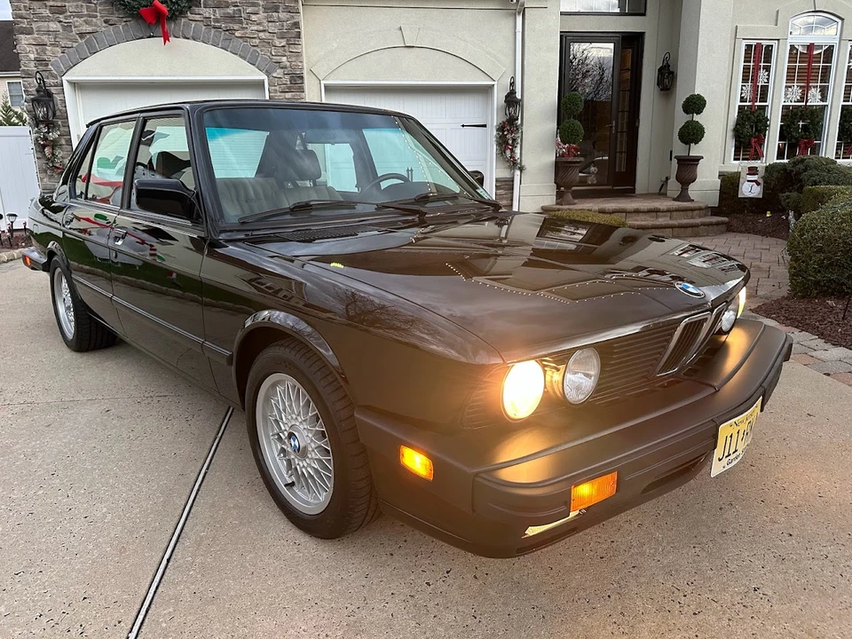 1988 BMW E28 M5 - Image 18 of 31