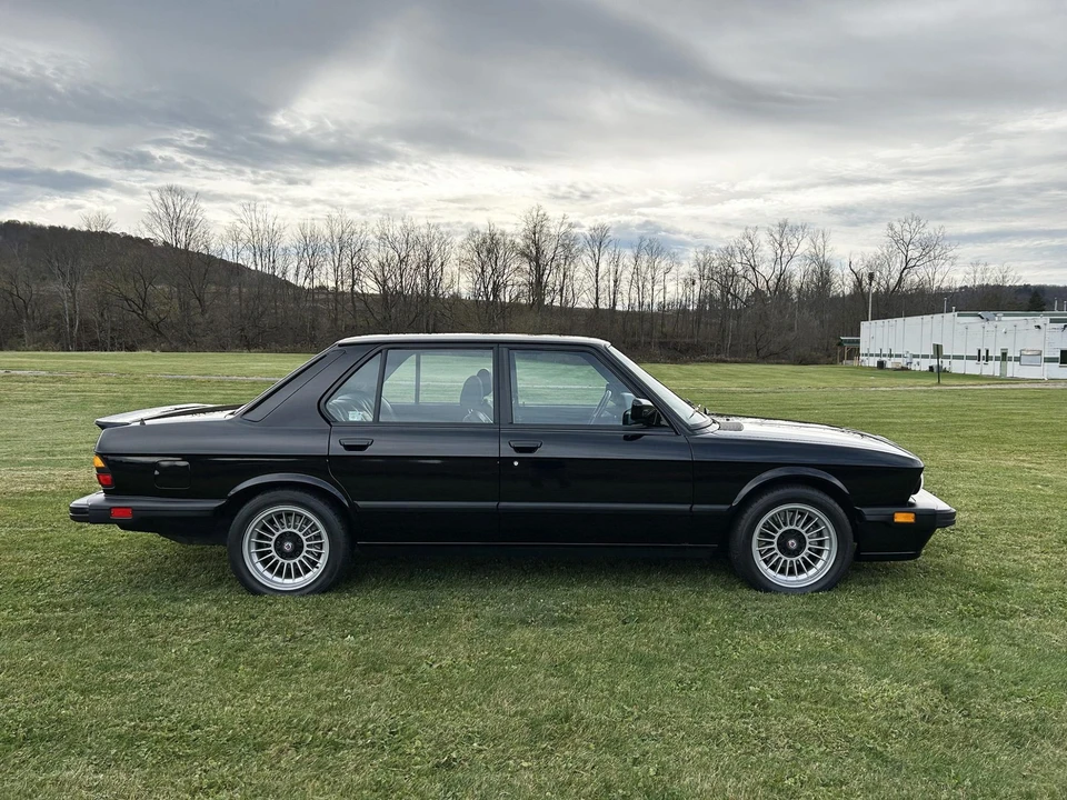 1988 BMW E28 M5 - Image 10 of 31