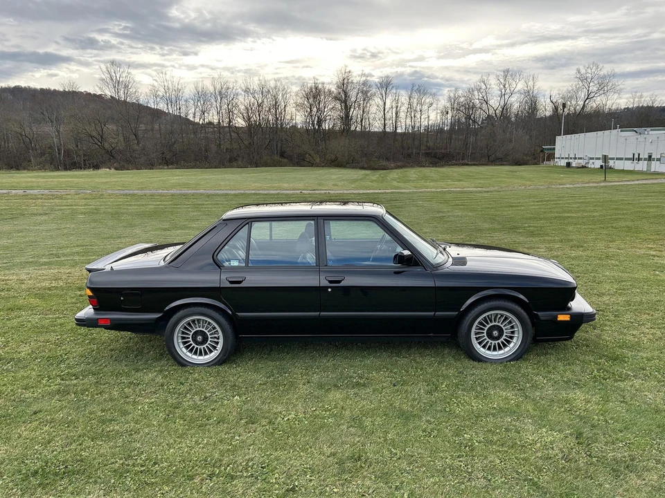 1988 BMW E28 M5 - Image 11 of 31