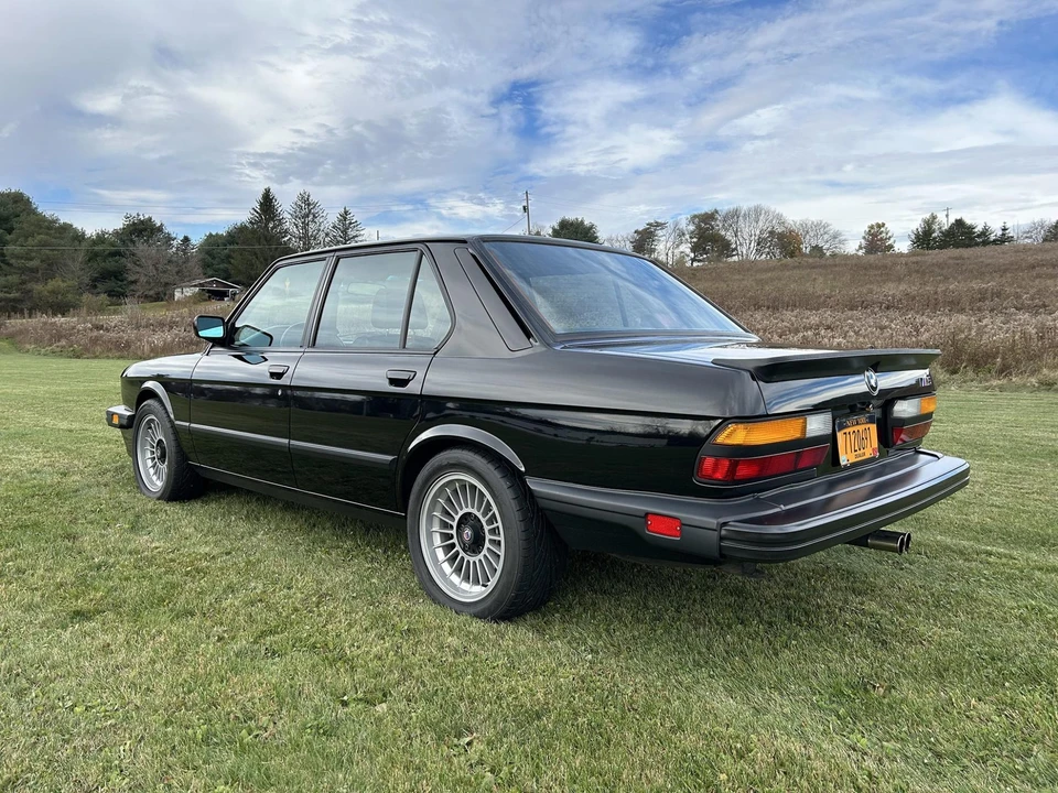 1988 BMW E28 M5 - Image 19 of 31