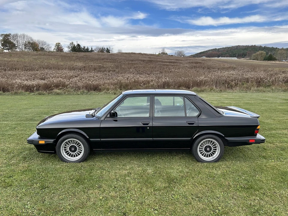 1988 BMW E28 M5 - Image 21 of 31