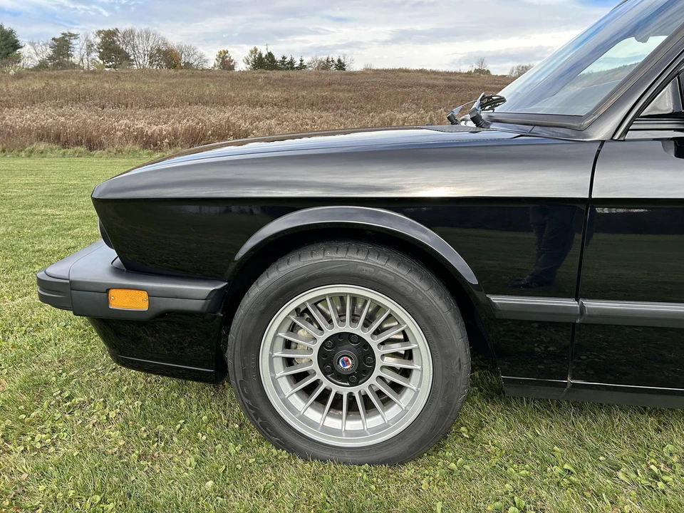 1988 BMW E28 M5 - Image 30 of 31