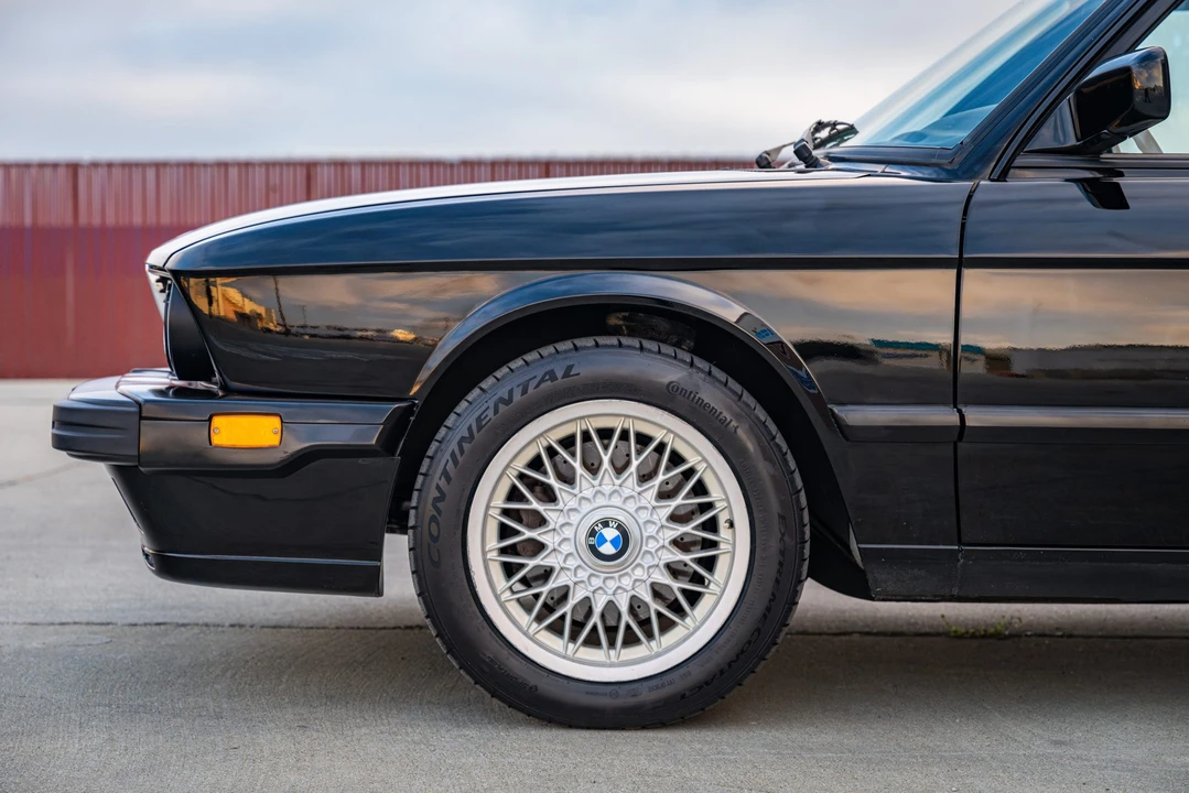 1988 BMW E28 M5 - Image 17 of 31