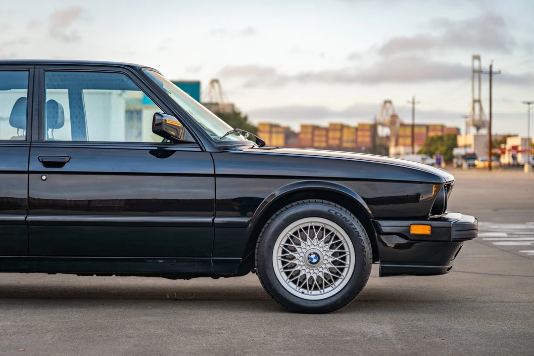 1988 BMW E28 M5 - Image 27 of 31