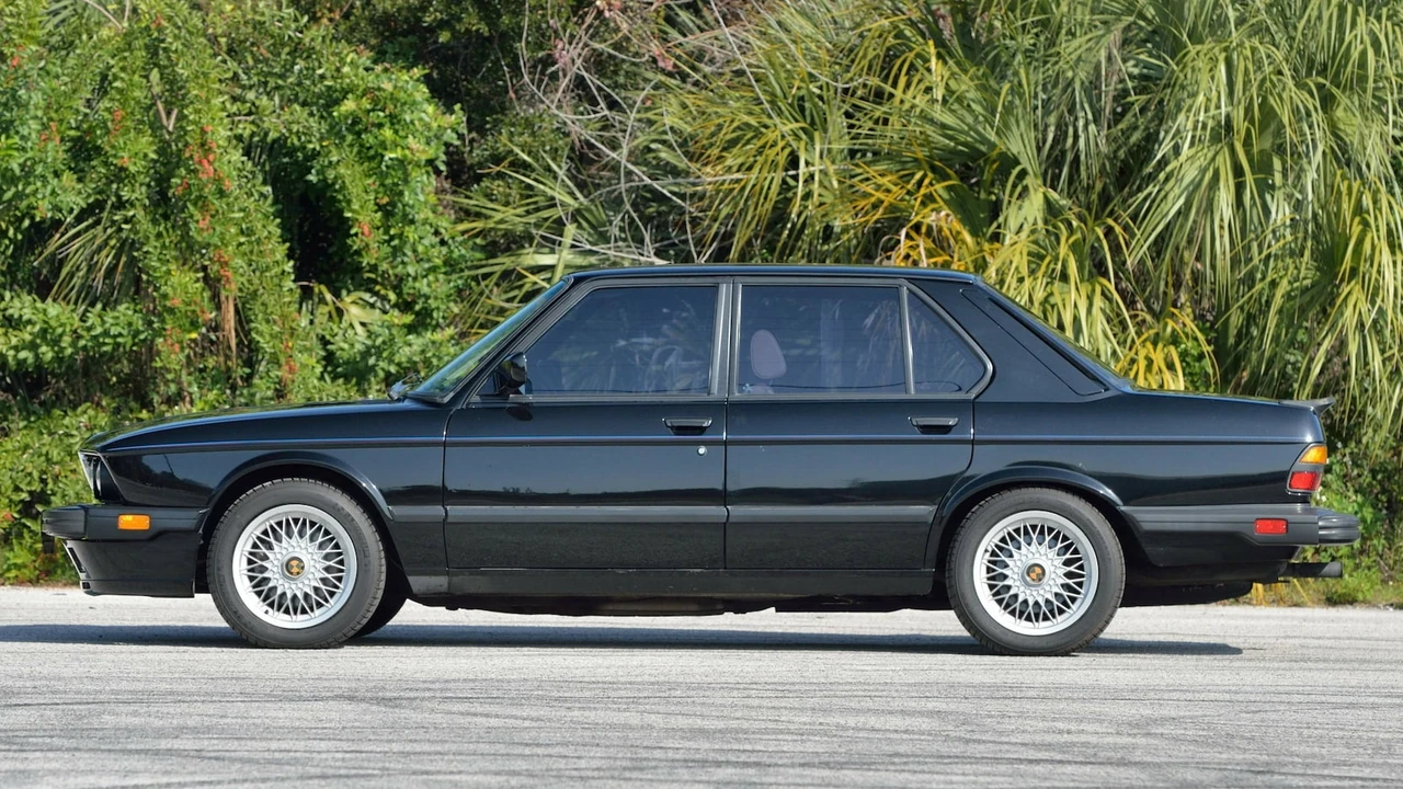1988 BMW E28 M5 - Image 8 of 23