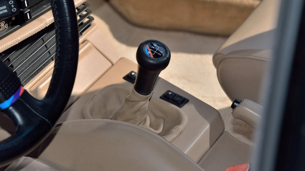 1988 BMW E28 M5 - Image 9 of 23