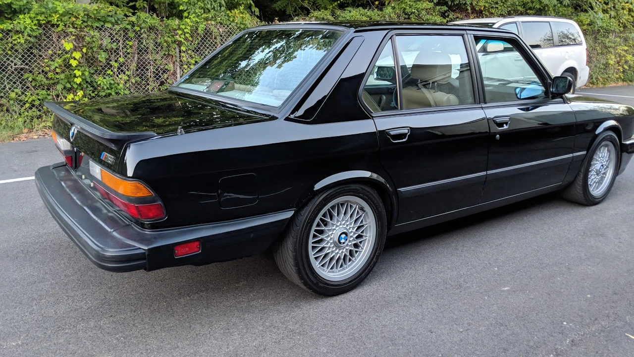 1988 BMW E28 M5 - Image 11 of 31