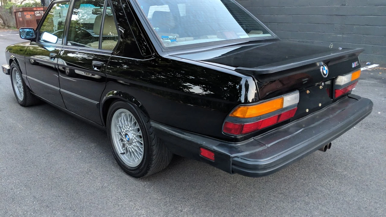 1988 BMW E28 M5 - Image 14 of 31
