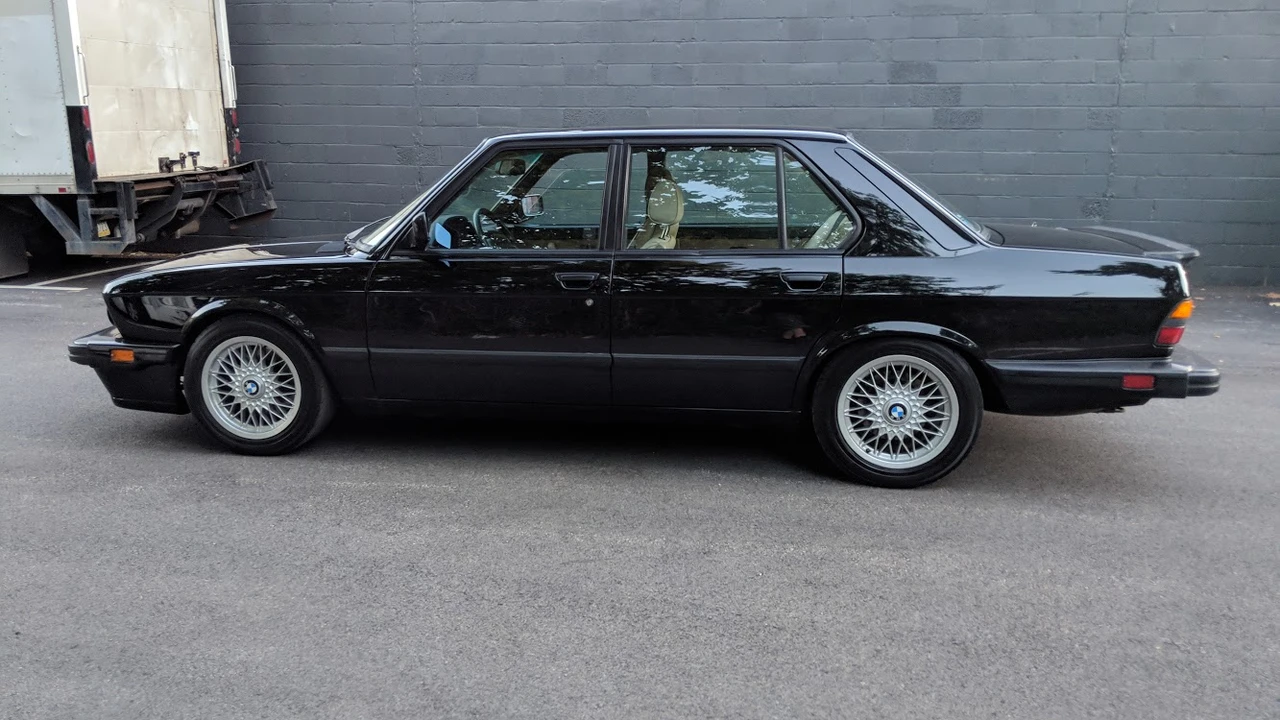 1988 BMW E28 M5 - Image 15 of 31