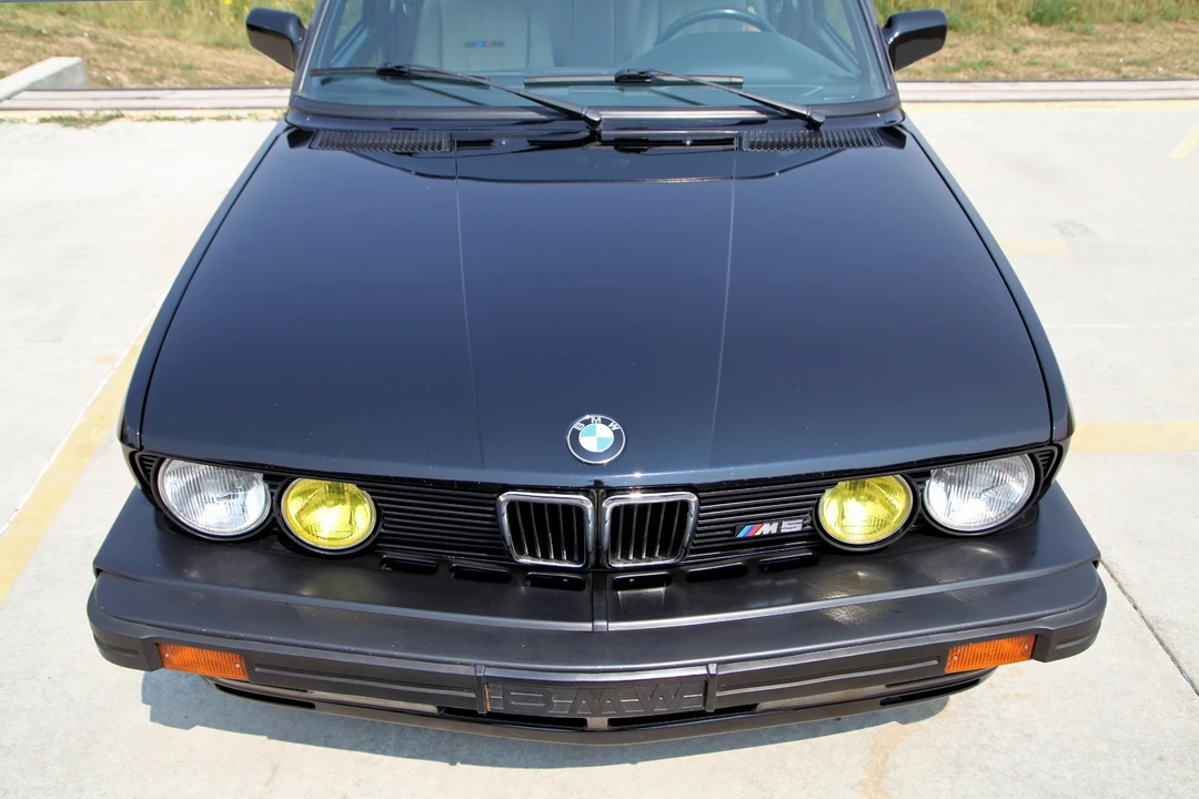 1988 BMW E28 M5 - Image 10 of 31