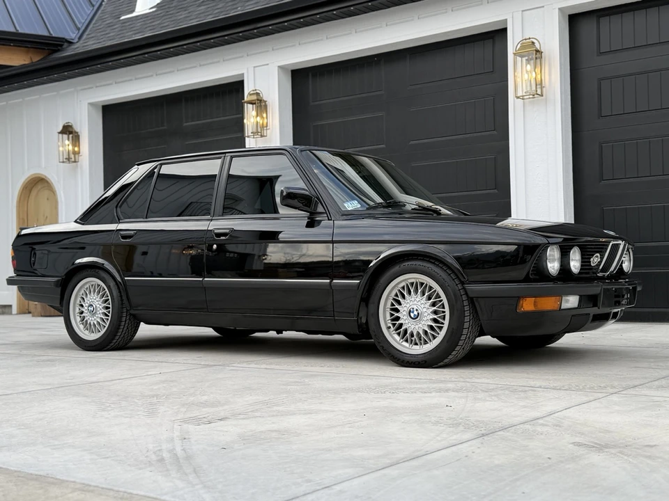 1988 BMW E28 M5 - Image 28 of 31